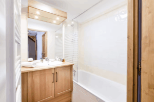 residence-club-ski-montgenevre-le-hameau-des-airelles-08_thumb_1350x900