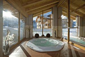 residence-club-ski-montgenevre-le-hameau-des-airelles-15_thumb_1350x900